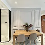 Metropole Thu Thiem - Luna Apartment - Chic, Unbeatable Location, Great Value!!!