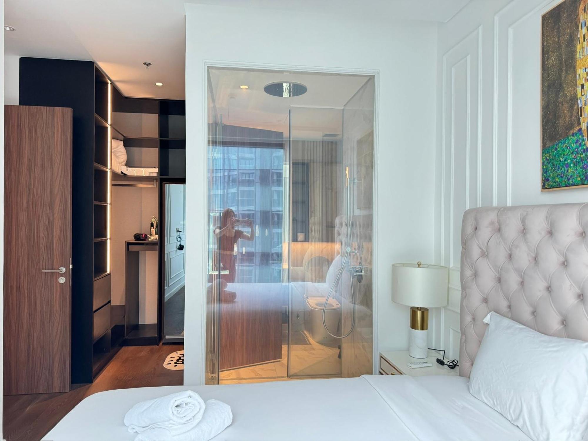 Metropole Thu Thiem - Luna - Chic, Unbeatable Location, Great Value!!! TP. Hồ Chí Minh