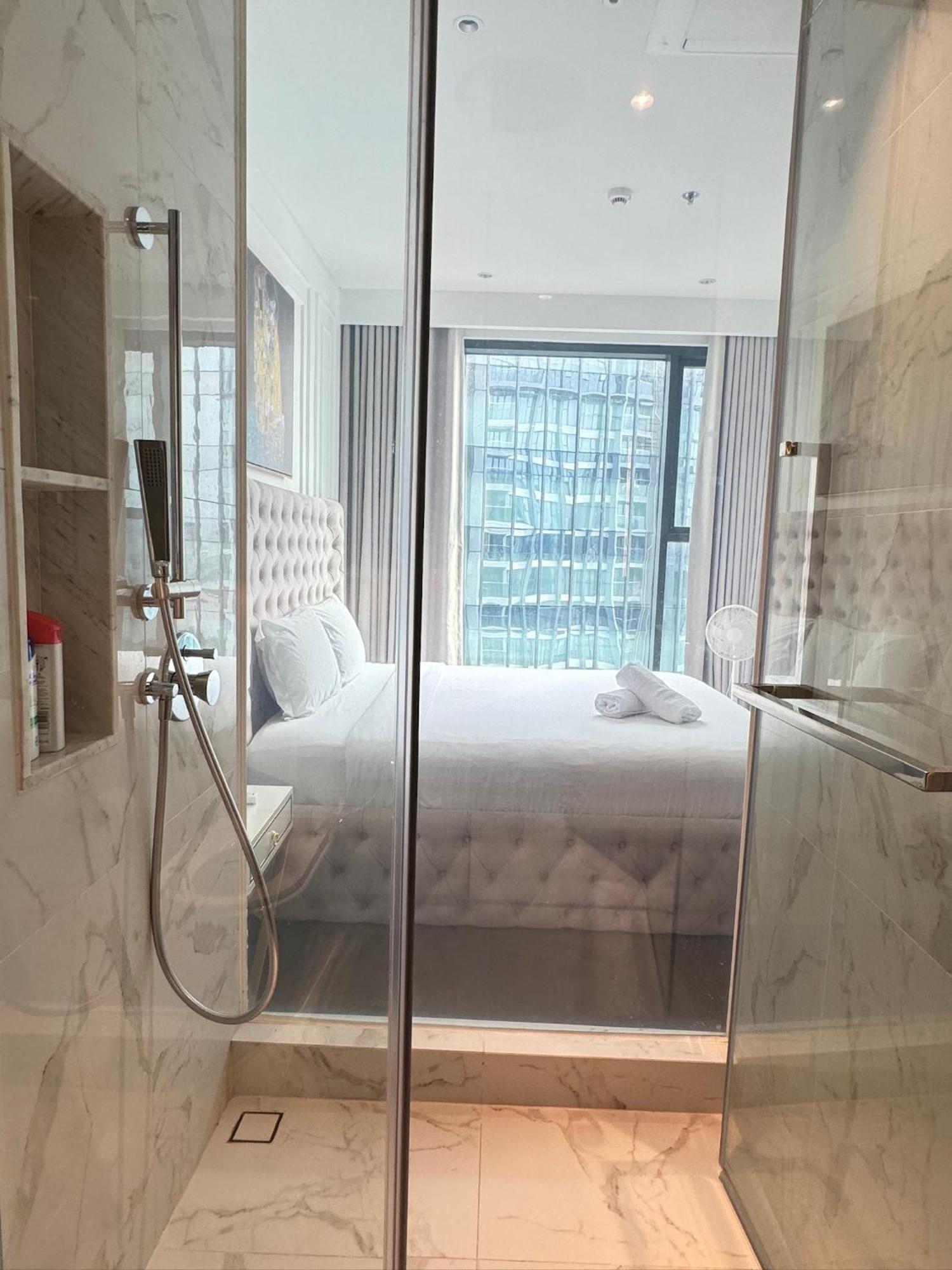 Metropole Thu Thiem - Luna - Chic, Unbeatable Location, Great Value!!! * TP. Hồ Chí Minh