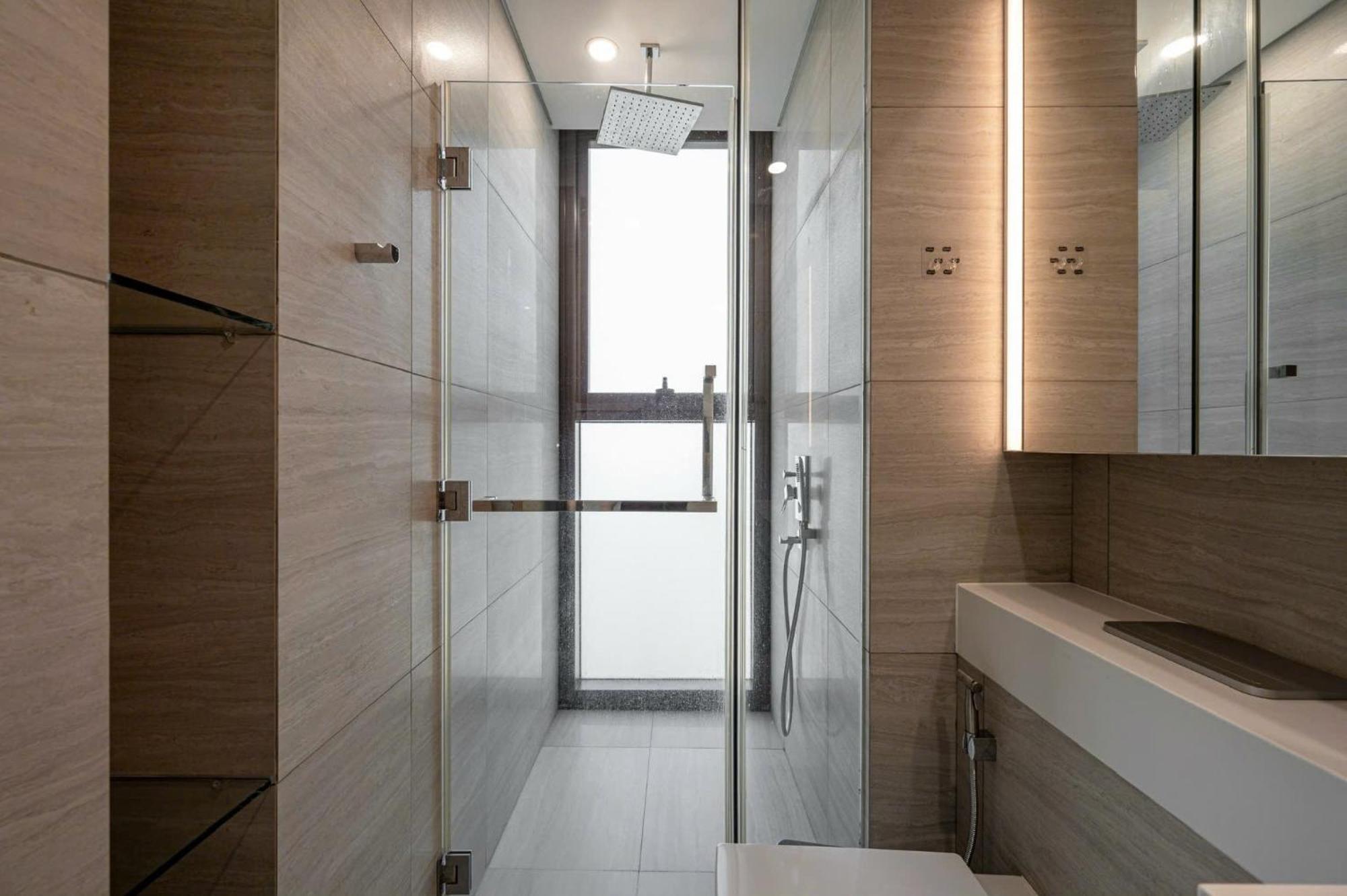 Metropole Thu Thiem - Luna - Chic, Unbeatable Location, Great Value!!! TP. Hồ Chí Minh